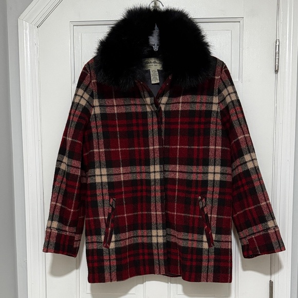 Eddie Bauer Jackets & Blazers - Eddie Bauer Plaid Women's Jacket with Faux Fur Detachable Collar